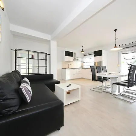 Matkovic- Two Bedroom With Balcony * Свети-Филип-и-Яков