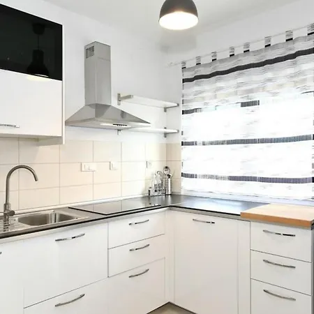Matkovic- Two Bedroom With Balcony Апартаменты *