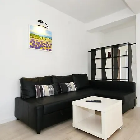 Matkovic- Two Bedroom With Balcony